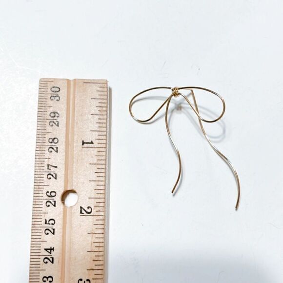 Gold bow twist earrings M70 - Picture 7 of 8